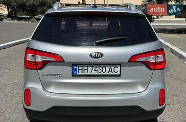 Позашляховик / Кросовер Kia Sorento 2012 в 