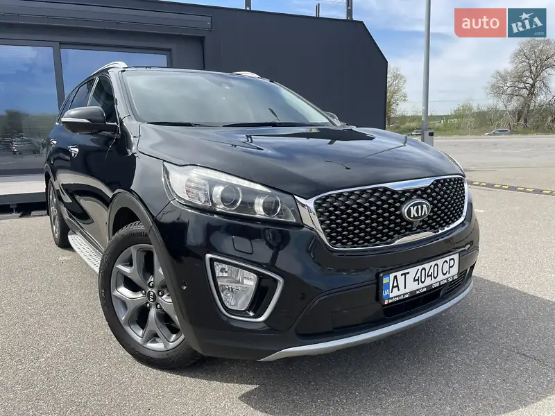 Позашляховик / Кросовер Kia Sorento 2015 в 
