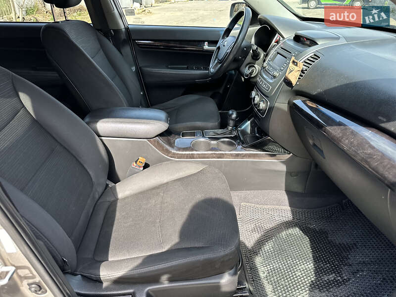 Позашляховик / Кросовер Kia Sorento 2013 в Вінниці фото 31 Позашляховик / Кросовер Kia Sorento 2013 в Вінниці