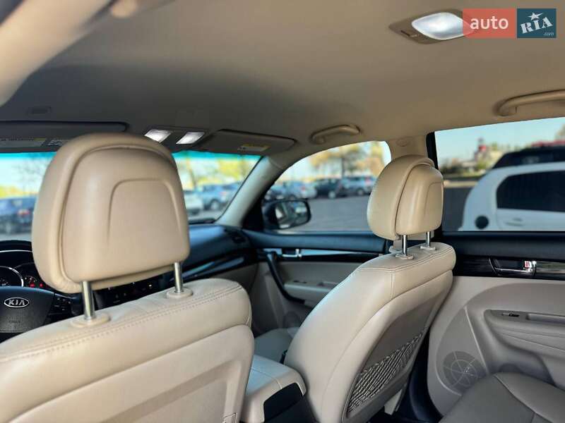 Внедорожник / Кроссовер Kia Sorento 2011 в Черкассах фото 12 Внедорожник / Кроссовер Kia Sorento 2011 в Черкассах