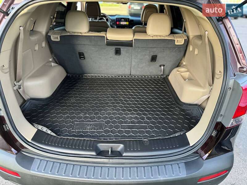 Внедорожник / Кроссовер Kia Sorento 2011 в Черкассах фото 17 Внедорожник / Кроссовер Kia Sorento 2011 в Черкассах