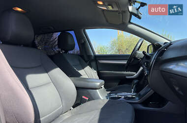 Внедорожник / Кроссовер Kia Sorento 2011 в 