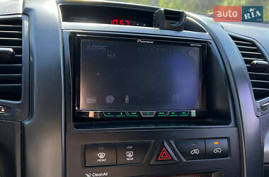 Внедорожник / Кроссовер Kia Sorento 2011 в 