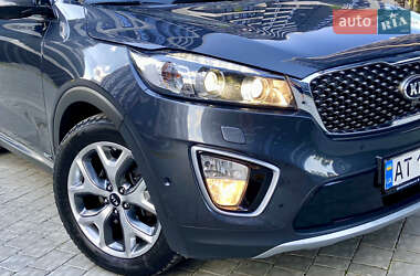 Позашляховик / Кросовер Kia Sorento 2015 в 