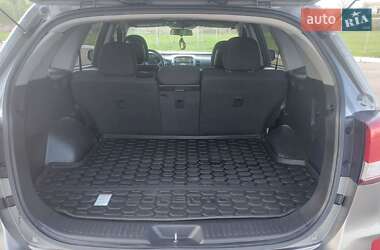 Позашляховик / Кросовер Kia Sorento 2014 в 