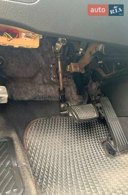 Внедорожник / Кроссовер Kia Sorento 2011 в 