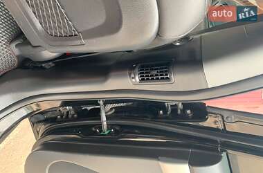 Внедорожник / Кроссовер Kia Sorento 2011 в 
