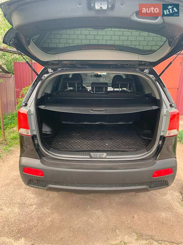 Позашляховик / Кросовер Kia Sorento 2011 в Чернігові
