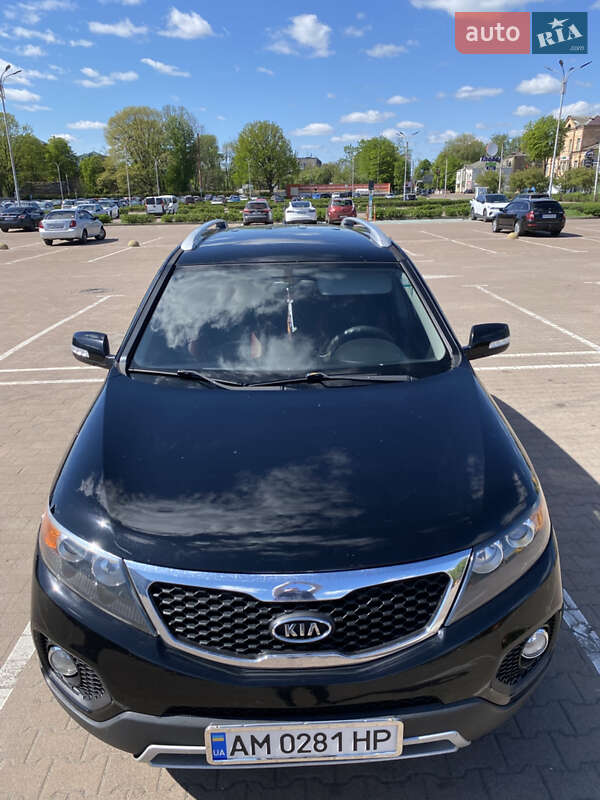 Позашляховик / Кросовер Kia Sorento 2011 в Житомирі