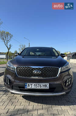 Позашляховик / Кросовер Kia Sorento 2016 в Івано-Франківську