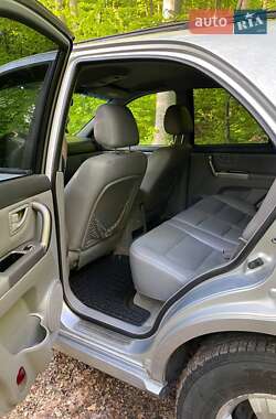 Позашляховик / Кросовер Kia Sorento 2005 в 