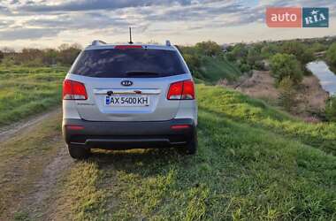 Позашляховик / Кросовер Kia Sorento 2013 в 