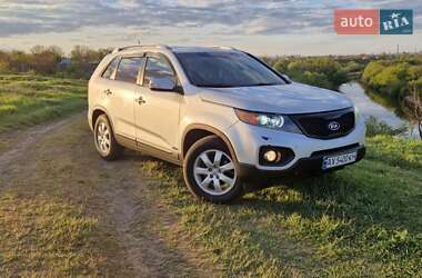 Позашляховик / Кросовер Kia Sorento 2013 в 