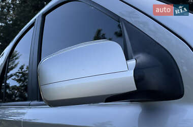 Позашляховик / Кросовер Kia Sorento 2007 в 