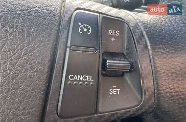 Внедорожник / Кроссовер Kia Sorento 2010 в 