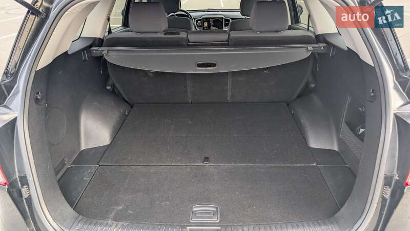 Позашляховик / Кросовер Kia Sorento 2015 в Києві