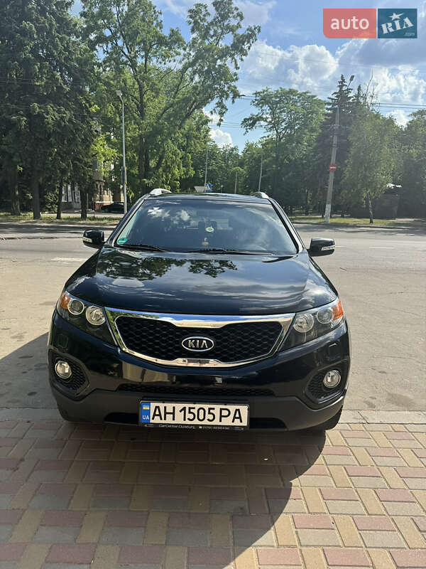Позашляховик / Кросовер Kia Sorento 2011 в Краматорську
