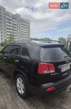 Внедорожник / Кроссовер Kia Sorento 2011 в 