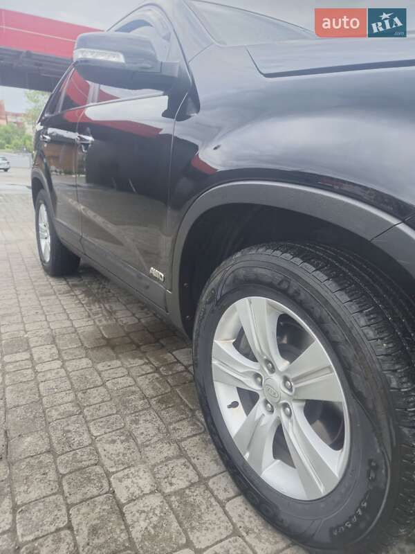 Внедорожник / Кроссовер Kia Sorento 2011 в Львове