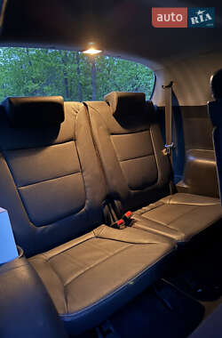 Позашляховик / Кросовер Kia Sorento 2012 в 
