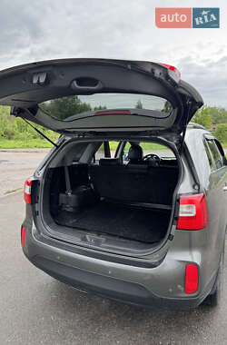 Внедорожник / Кроссовер Kia Sorento 2013 в 