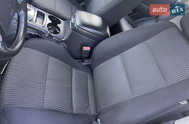 Позашляховик / Кросовер Kia Sorento 2008 в 