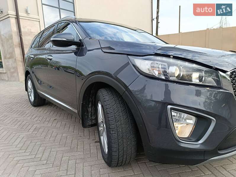 Внедорожник / Кроссовер Kia Sorento 2015 в Николаеве