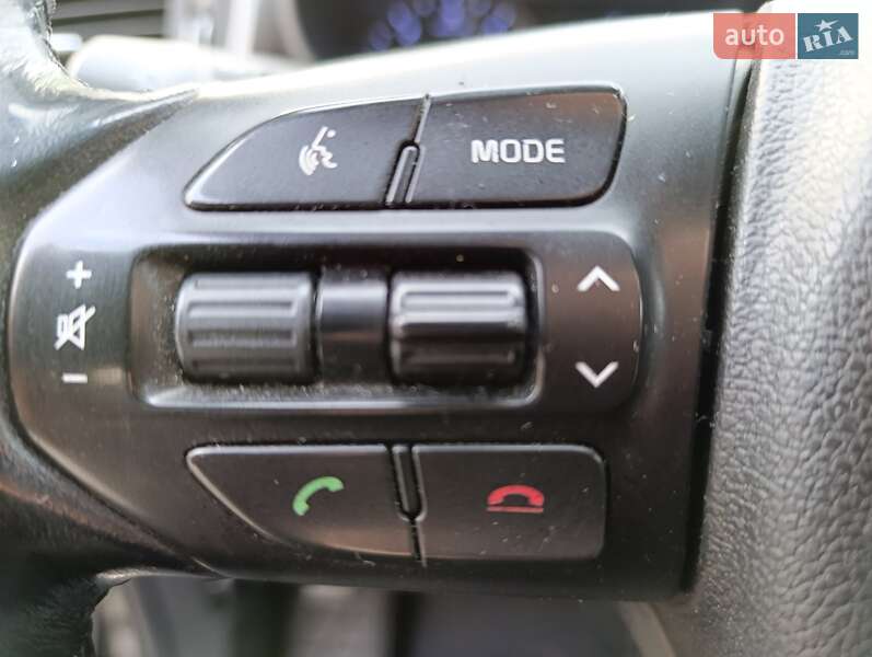 Внедорожник / Кроссовер Kia Sorento 2015 в Николаеве