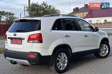 Внедорожник / Кроссовер Kia Sorento 2011 в 