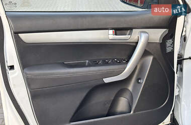 Внедорожник / Кроссовер Kia Sorento 2011 в 