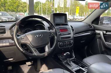 Внедорожник / Кроссовер Kia Sorento 2013 в 