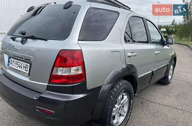 Позашляховик / Кросовер Kia Sorento 2005 в 