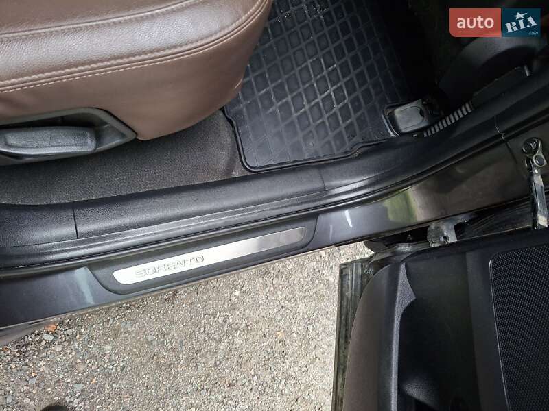 Внедорожник / Кроссовер Kia Sorento 2016 в Полтаве