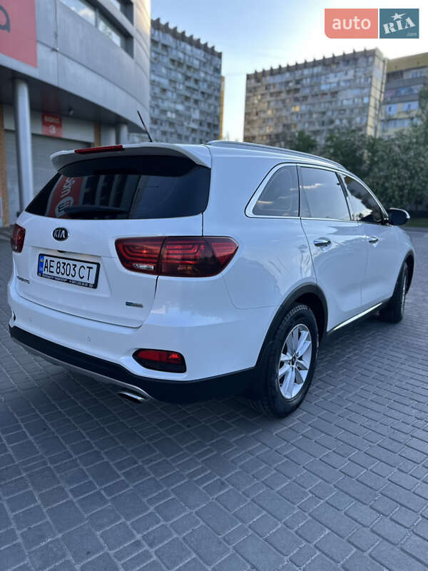 Внедорожник / Кроссовер Kia Sorento 2019 в Днепре