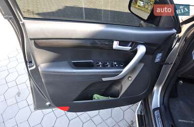 Внедорожник / Кроссовер Kia Sorento 2011 в 