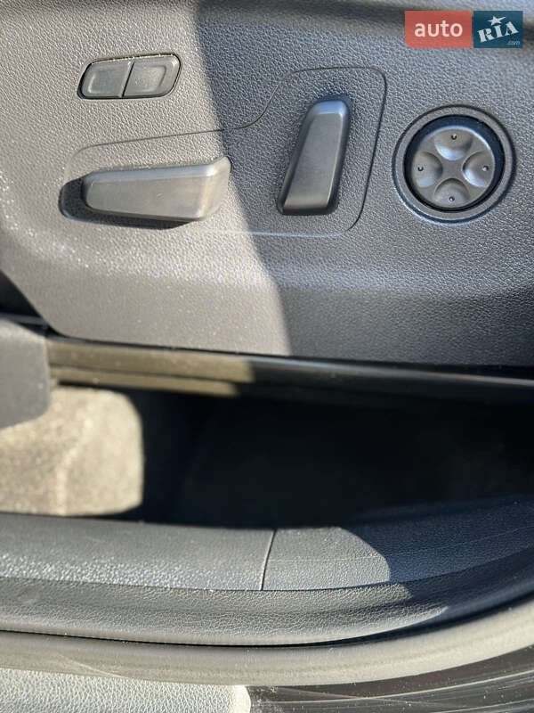 Внедорожник / Кроссовер Kia Sorento 2015 в Львове фото 8 Внедорожник / Кроссовер Kia Sorento 2015 в Львове