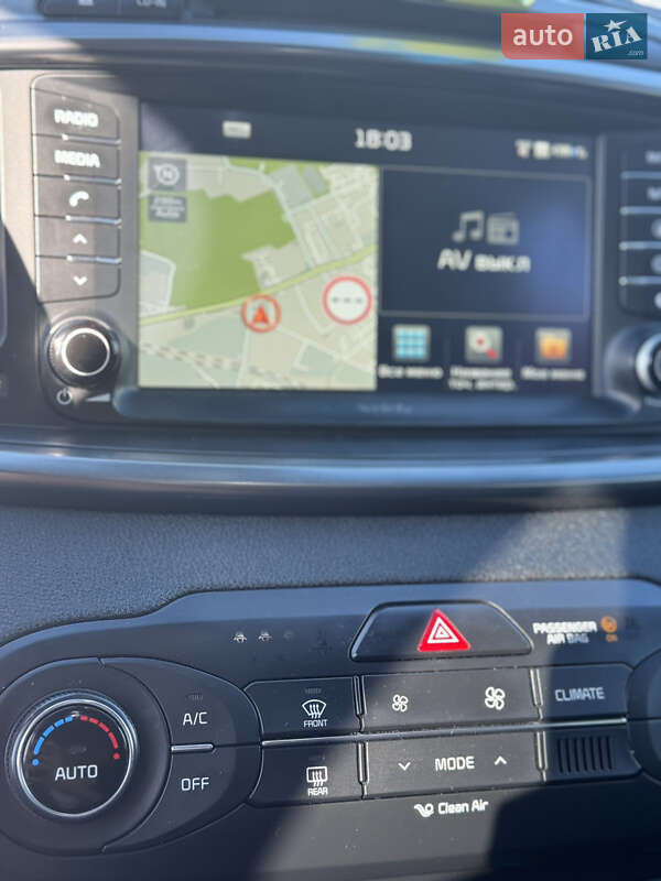 Внедорожник / Кроссовер Kia Sorento 2015 в Львове фото 17 Внедорожник / Кроссовер Kia Sorento 2015 в Львове