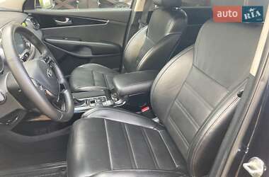 Внедорожник / Кроссовер Kia Sorento 2019 в 