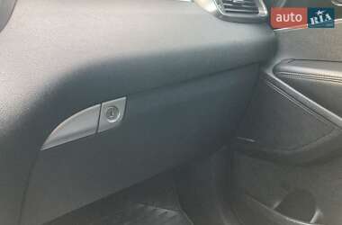 Внедорожник / Кроссовер Kia Sorento 2019 в 