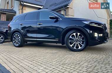 Внедорожник / Кроссовер Kia Sorento 2019 в 