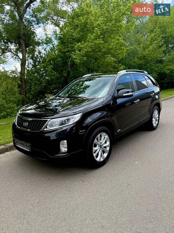 Внедорожник / Кроссовер Kia Sorento 2014 в 