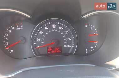 Внедорожник / Кроссовер Kia Sorento 2013 в 