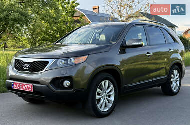 Позашляховик / Кросовер Kia Sorento 2012 в 