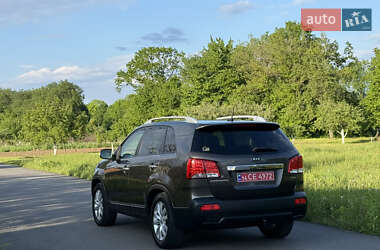 Позашляховик / Кросовер Kia Sorento 2012 в 