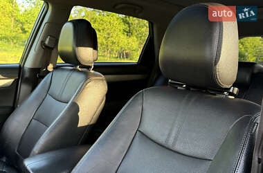 Позашляховик / Кросовер Kia Sorento 2012 в 