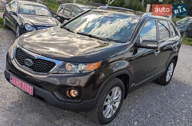 Позашляховик / Кросовер Kia Sorento 2011 в 