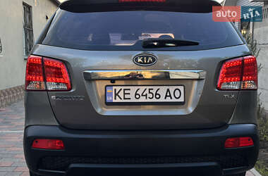 Позашляховик / Кросовер Kia Sorento 2012 в 