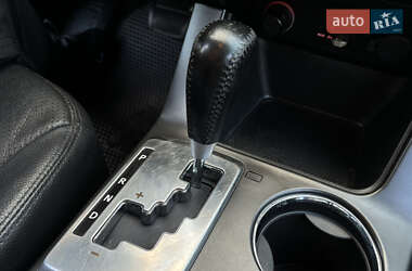 Позашляховик / Кросовер Kia Sorento 2012 в 