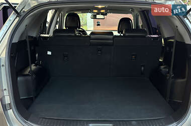Позашляховик / Кросовер Kia Sorento 2012 в 