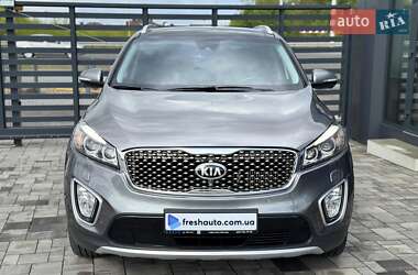 Позашляховик / Кросовер Kia Sorento 2016 в 